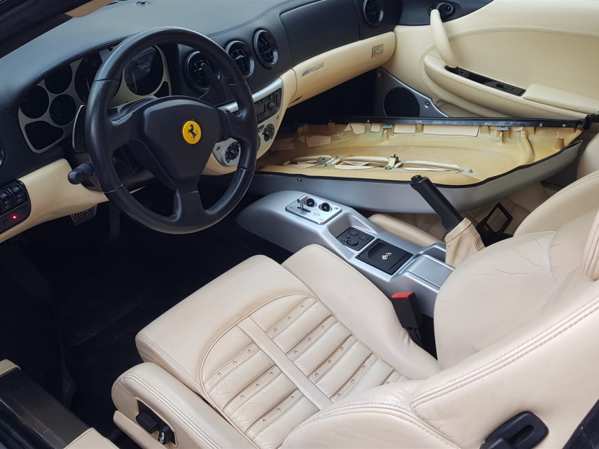 Εγκατάσταση ηχείων Focal και Jammer Blinder σε Ferrari F360 Modena