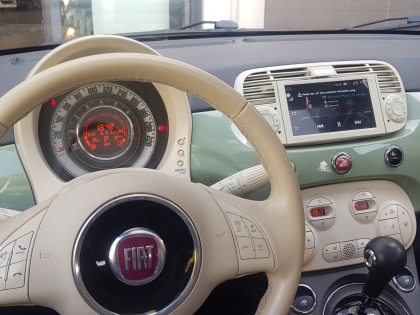 Εγκατάσταση οθόνης Digital IQ σε Fiat 500