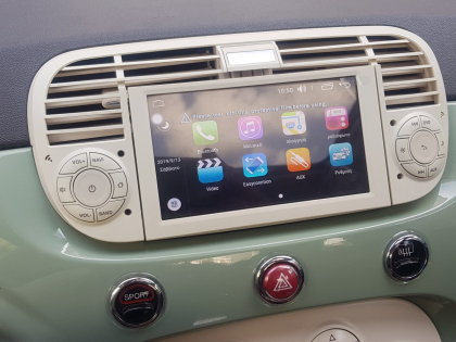 Εγκατάσταση οθόνης Digital IQ σε Fiat 500
