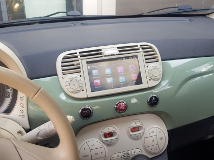 Εγκατάσταση οθόνης Digital IQ σε Fiat 500