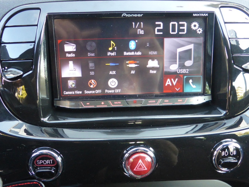 Εγκατάσταση οθόνης Pioneer σε Fiat 500L Abarth
