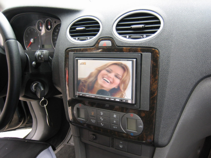 Εγκατάσταση οθόνης 2Din Kenwood σε Ford Focus