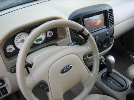 Εγκατάσταση οθόνης 2Din Pioneer σε Ford Maverick