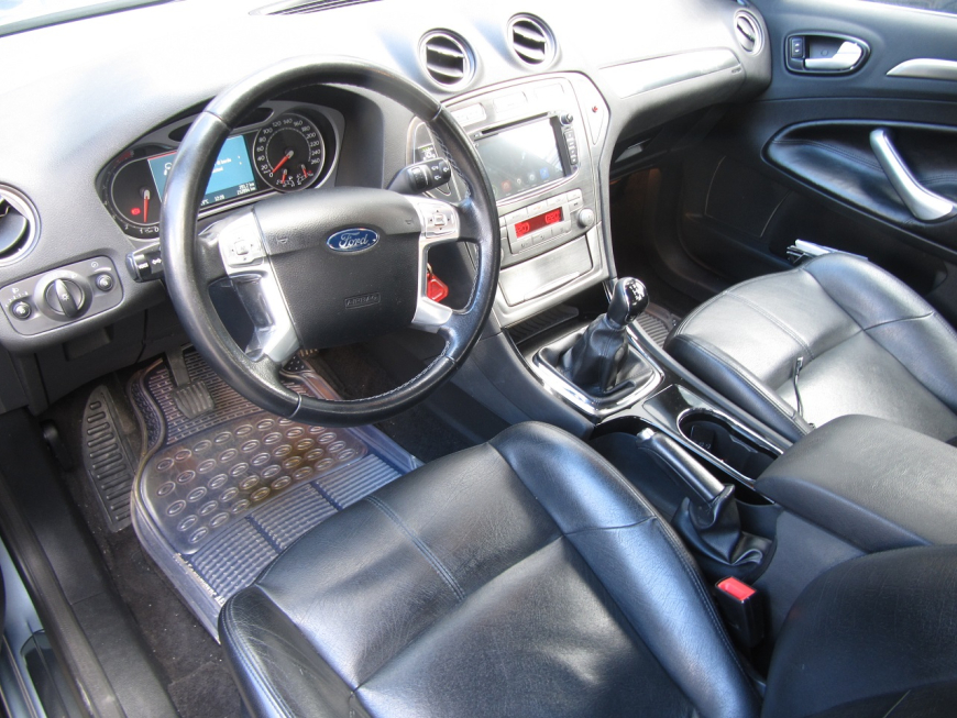 Εγκατάσταση ΟΕΜ οθόνης Digital IQ σε Ford Mondeo.