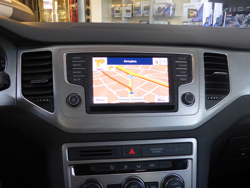 Αναβάθμιση εργοστασιακής οθόνης με Adaptiv-Navigation σε VW Golf 7 Sportsvan 