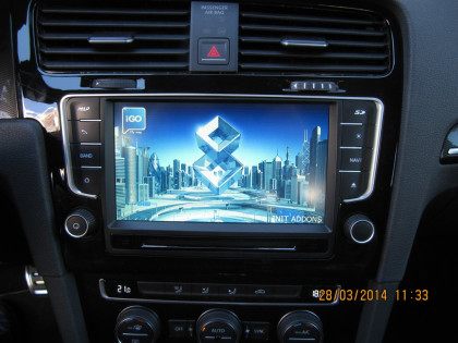 Εγκατάσταση οθόνης LM Digital σε VW Golf 7