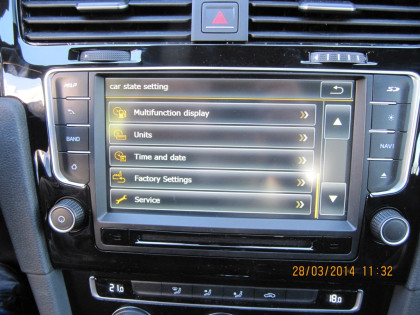 Εγκατάσταση οθόνης LM Digital σε VW Golf 7