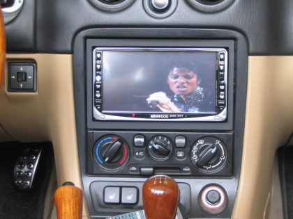 Εγκατάσταση οθόνης 2Din Kenwood σε Mazda Miata MX5