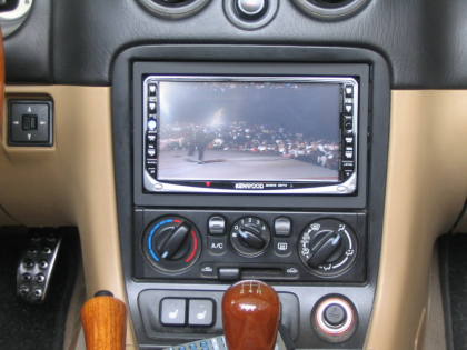 Εγκατάσταση οθόνης 2Din Kenwood σε Mazda Miata MX5