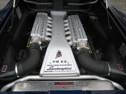 Εγκατάσταση Parking Sensors Blinder & Xenon Lights σε Lamborghini Diablo