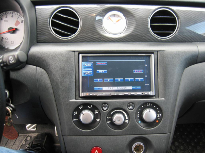 Εγκατάσταση οθόνης 2Din Kenwood σε Mitsubishi Outlander Turbo.