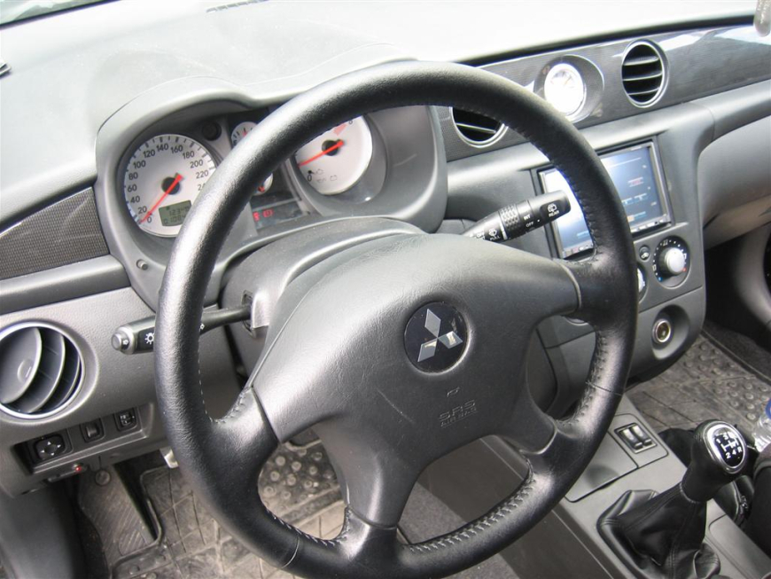 Εγκατάσταση οθόνης 2Din Kenwood σε Mitsubishi Outlander Turbo.