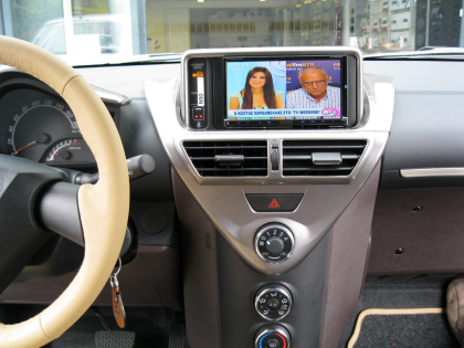 Εγκατάσταση 2Din Kenwood οθόνης σε Toyota IQ