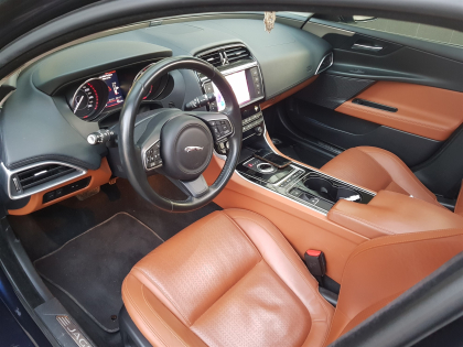 Αναβάθμιση εργοστασιακής οθόνης με Ασύρματο Wireless Apple CarPlay/Android Auto σε Jaguar XE