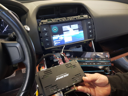 Αναβάθμιση εργοστασιακής οθόνης με Ασύρματο Wireless Apple CarPlay/Android Auto σε Jaguar XE