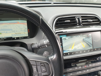 Αναβάθμιση εργοστασιακής οθόνης με Ασύρματο Wireless Apple CarPlay/Android Auto σε Jaguar F-Pace