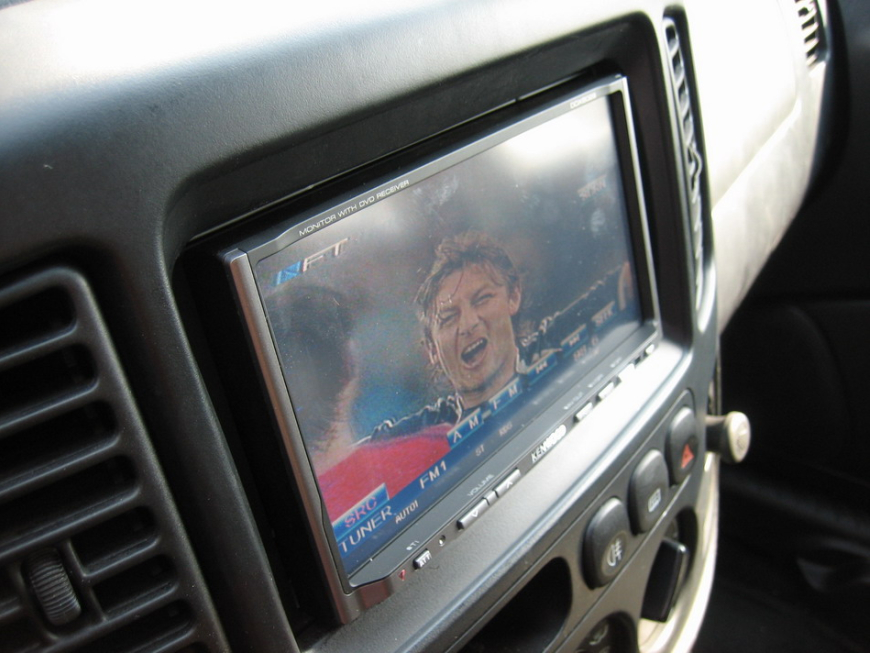 Εγκατάσταση οθόνης 2Din Kenwood σε Ford Maverick