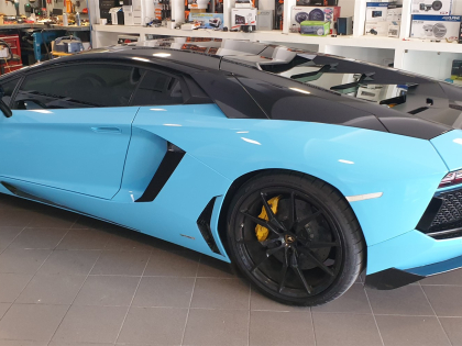 Εγκατάσταση Parking Sensors Blinder σε Lamborghini Aventador
