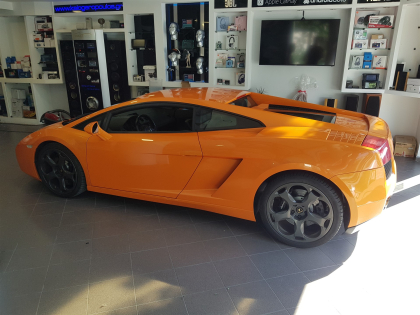 Εγκατάσταση 2Din Alpine οθόνης σε Lamborghini Gallardo