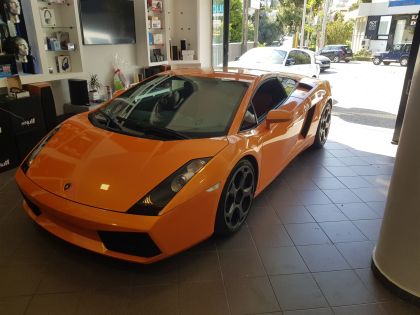 Εγκατάσταση 2Din Alpine οθόνης σε Lamborghini Gallardo