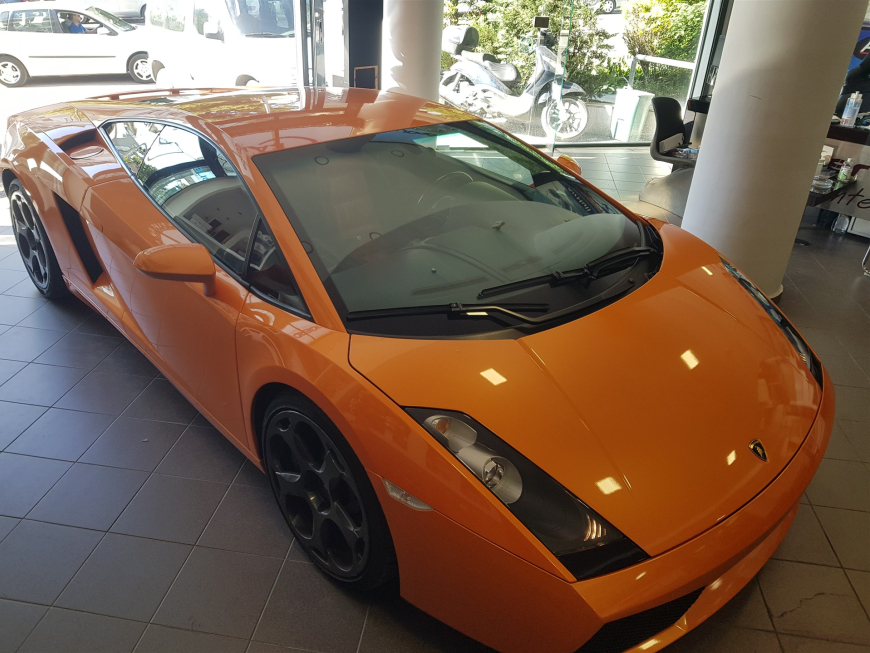 Εγκατάσταση 2Din Alpine οθόνης σε Lamborghini Gallardo