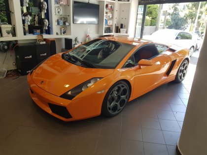 Εγκατάσταση 2Din Alpine οθόνης σε Lamborghini Gallardo