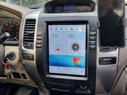 Εγκατάσταση οθόνης Tesla Style σε Toyota Land Cruiser J120