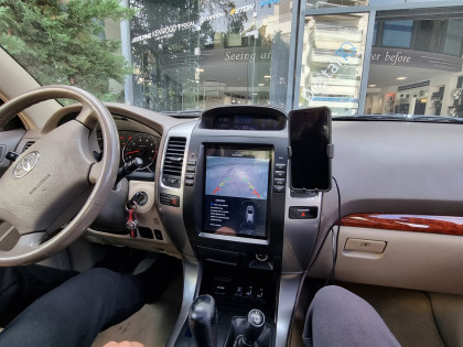 Εγκατάσταση οθόνης Tesla Style σε Toyota Land Cruiser J120