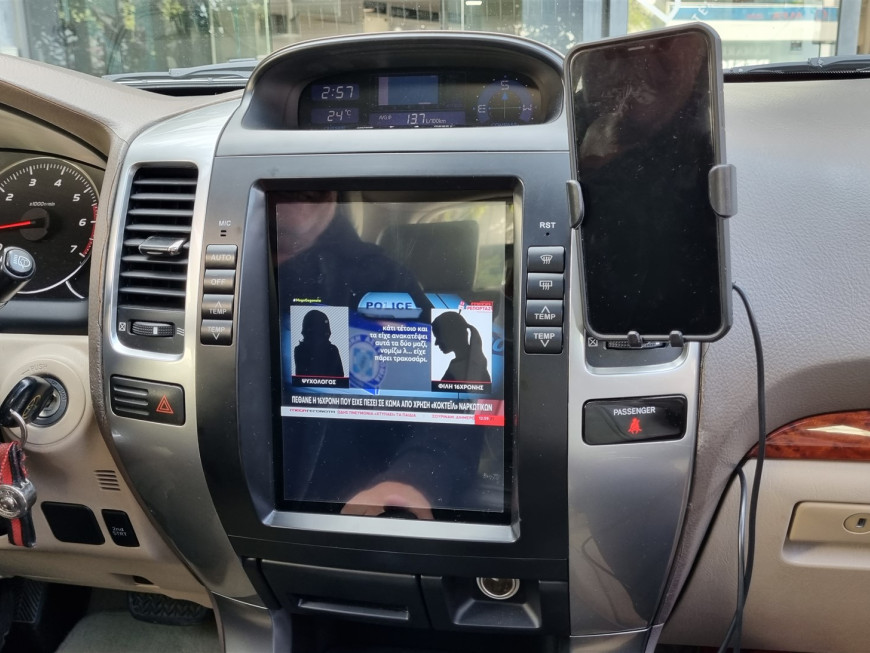 Εγκατάσταση οθόνης Tesla Style σε Toyota Land Cruiser J120