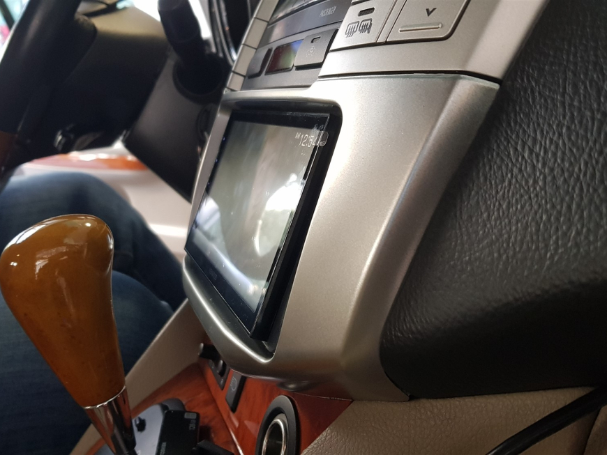 Εγκατάσταση oθόνης 2Din Kenwood και οθόνες πίσω καθισμάτων σε Lexus RX 400H