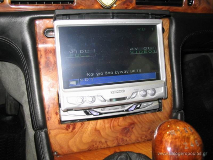 Εγκατάσταση 1Din Kenwood οθόνης σε Maserati Quattroporte