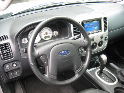 Εγκατάσταση οθόνης 2Din Alpine σε Ford Maverick