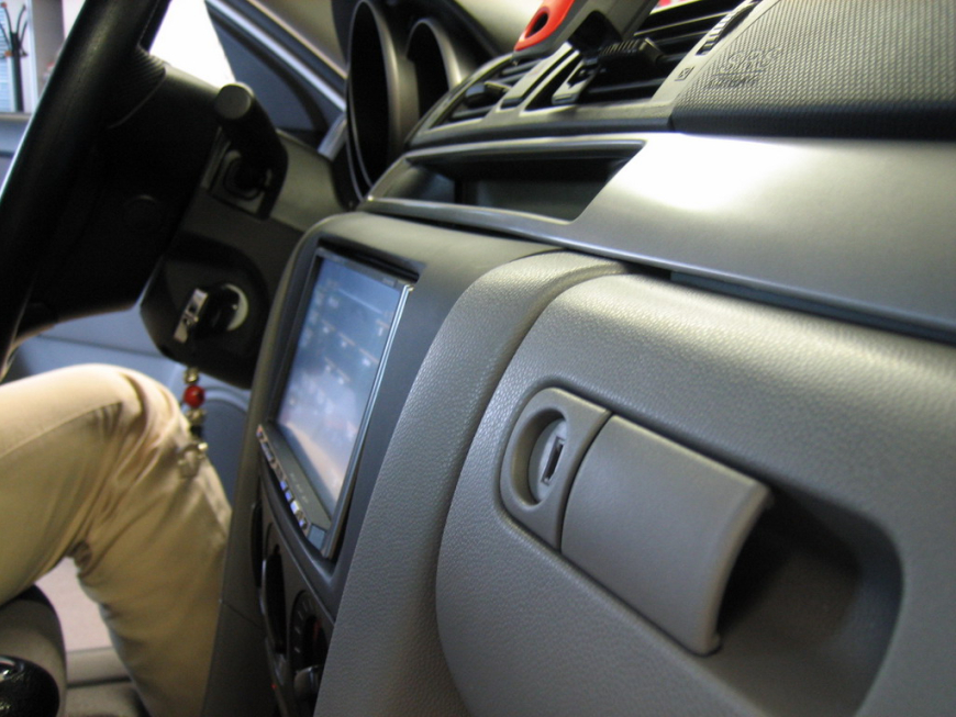 Εγκατάσταση οθόνης 2Din Kenwood σε Mazda 3