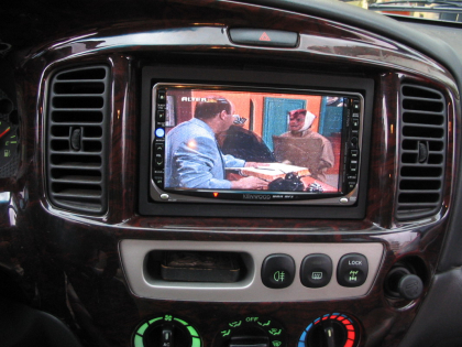 Εγκατάσταση οθόνης 2Din Kenwood σε Mazda Tribute