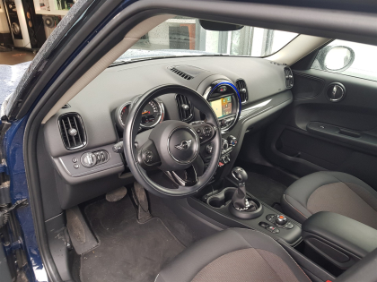 Αναβάθμιση εργοστασιακής οθόνης με Ασύρματο Wireless Apple CarPlay/Android Auto σε Mini Countryman S Model YW11 Series (F60) του 2019