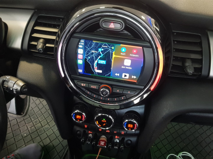 Αναβάθμιση εργοστασιακής οθόνης με Ασύρματο Wireless Apple CarPlay/Android Auto σε Mini Cooper (F56)