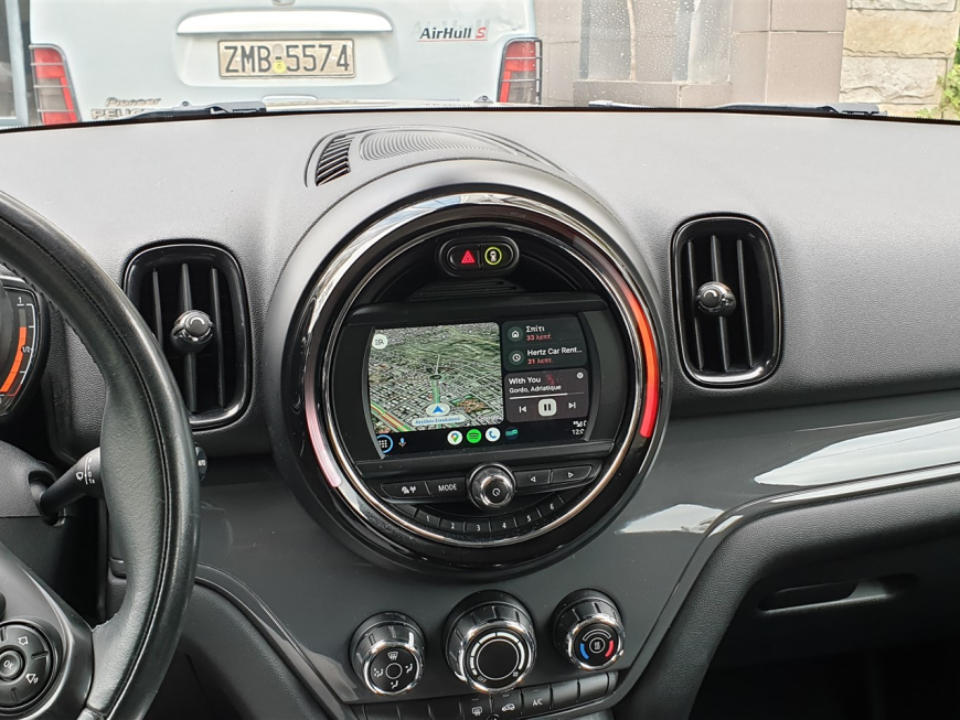 Αναβάθμιση εργοστασιακής οθόνης με Ασύρματο Wireless Apple CarPlay/Android Auto σε Mini Countryman (F60) του 2022