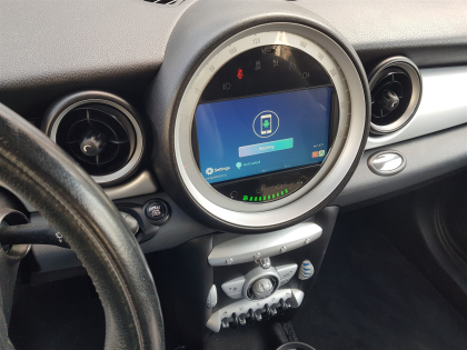 Αναβάθμιση εργοστασιακής οθόνης με Ασύρματο Wireless Apple CarPlay/Android Auto σε Mini Cooper (R56)