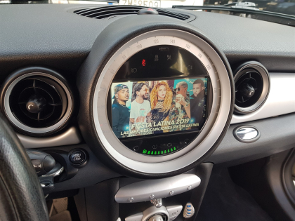 Αναβάθμιση εργοστασιακής οθόνης με Ασύρματο Wireless Apple CarPlay/Android Auto σε Mini Cooper (R56)