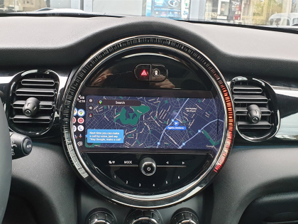 Αναβάθμιση εργοστασιακής οθόνης με Ασύρματο Wireless Apple CarPlay/Android Auto σε Mini Cooper S (F56) του 2023