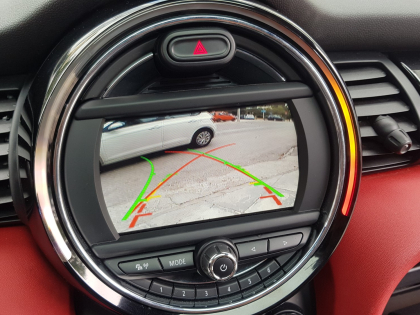 Αναβάθμιση εργοστασιακής οθόνης με Ασύρματο Wireless Apple CarPlay/Android Auto σε Mini Cooper (F56)