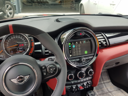 Αναβάθμιση εργοστασιακής οθόνης με Ασύρματο Wireless Apple CarPlay/Android Auto σε Mini Cooper (F56)