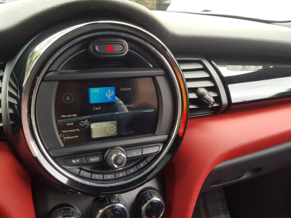 Αναβάθμιση εργοστασιακής οθόνης με Ασύρματο Wireless Apple CarPlay/Android Auto σε Mini Cooper (F56)