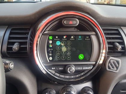 Αναβάθμιση εργοστασιακής οθόνης με Ασύρματο Wireless Apple CarPlay/Android Auto σε Mini Cooper (F56)