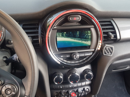 Αναβάθμιση εργοστασιακής οθόνης με Ασύρματο Wireless Apple CarPlay/Android Auto σε Mini Cooper (F56)