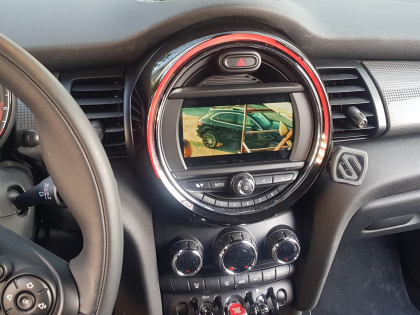 Αναβάθμιση εργοστασιακής οθόνης με Ασύρματο Wireless Apple CarPlay/Android Auto σε Mini Cooper (F56)