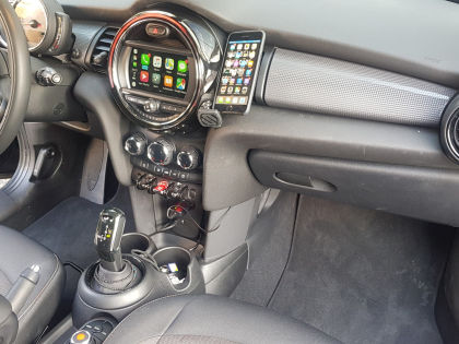 Αναβάθμιση εργοστασιακής οθόνης με Ασύρματο Wireless Apple CarPlay/Android Auto σε Mini Cooper (F56)