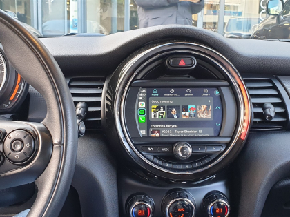 Αναβάθμιση εργοστασιακής οθόνης με Ασύρματο Wireless Apple CarPlay/Android Auto σε Mini Cooper (F56) του 2020 