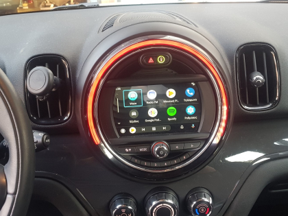 Αναβάθμιση εργοστασιακής οθόνης με Ασύρματο Wireless Apple CarPlay/Android Auto σε Mini Countryman (F60)