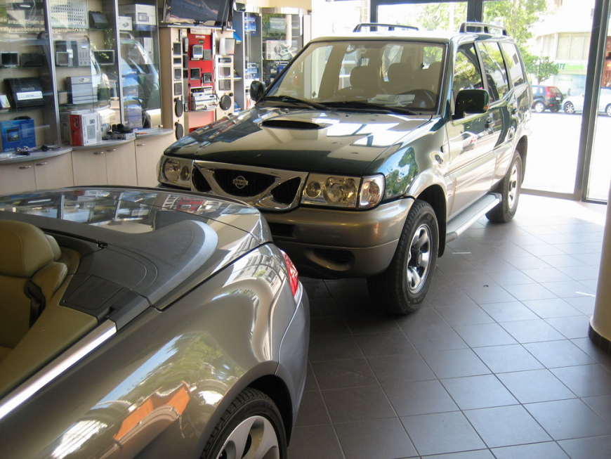 Εγκατάσταση οθόνης 2Din Pioneer σε Nissan Terrano